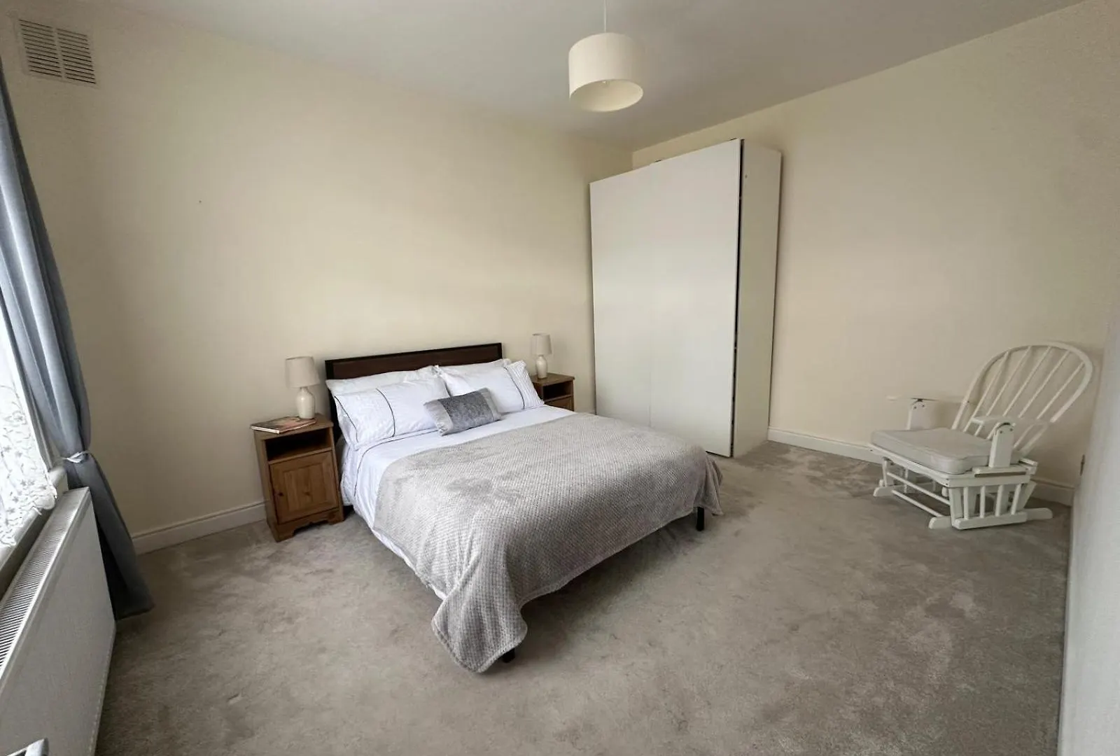 Luxurious Living 4 Bedroom Home 伦敦 度假居