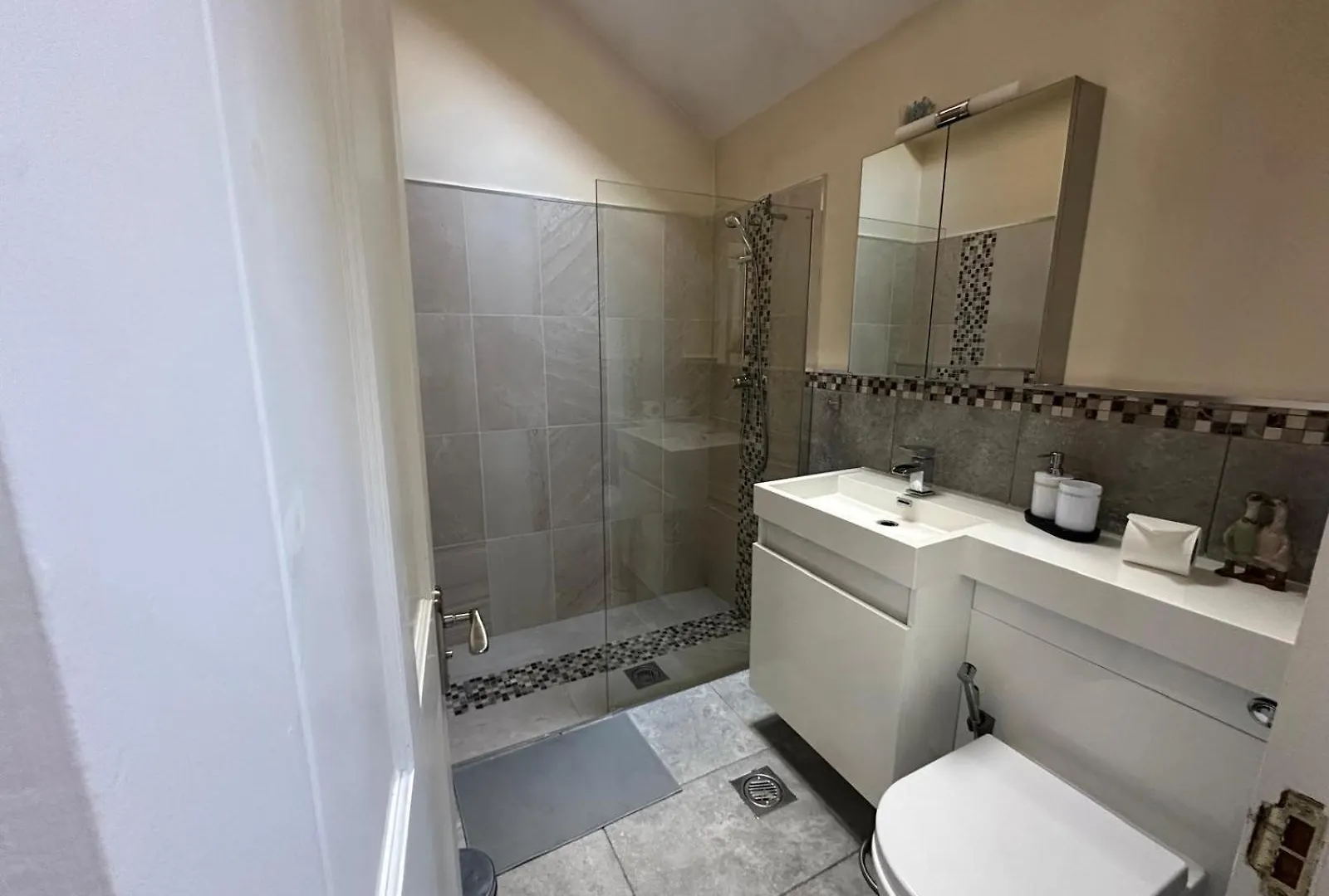度假居 Luxurious Living 4 Bedroom Home 伦敦